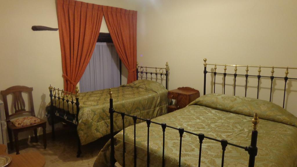 Casa Solariega Hostal B&B Sucre Bilik gambar