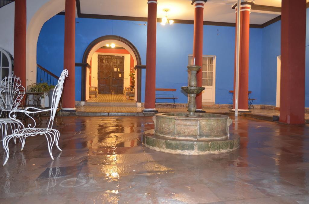 Casa Solariega Hostal B&B Sucre Luaran gambar