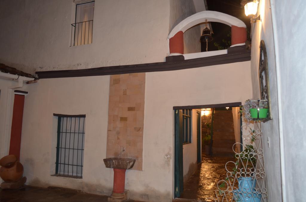 Casa Solariega Hostal B&B Sucre Luaran gambar